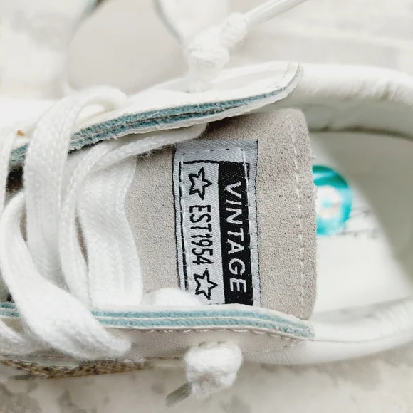 Vintage Havana White Sneakers with Gold Heel and Tan Snake-Print Star - Picture 9 of 10